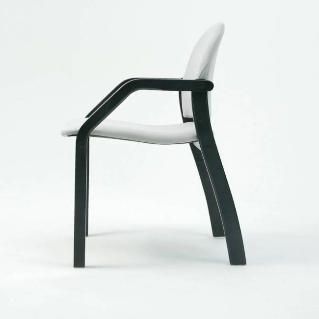 Стул-кресло Джуно 2.0 чёрное дерево/серый Стул-кресло Джуно 2.0 чёрное дерево/серый