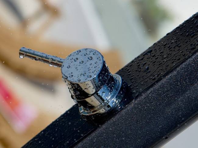 Душ солнечный Happy Five F 500 антрацит 220х240х2220 мм Душ солнечный Happy Five F 500 антрацит 220х240х2220 мм