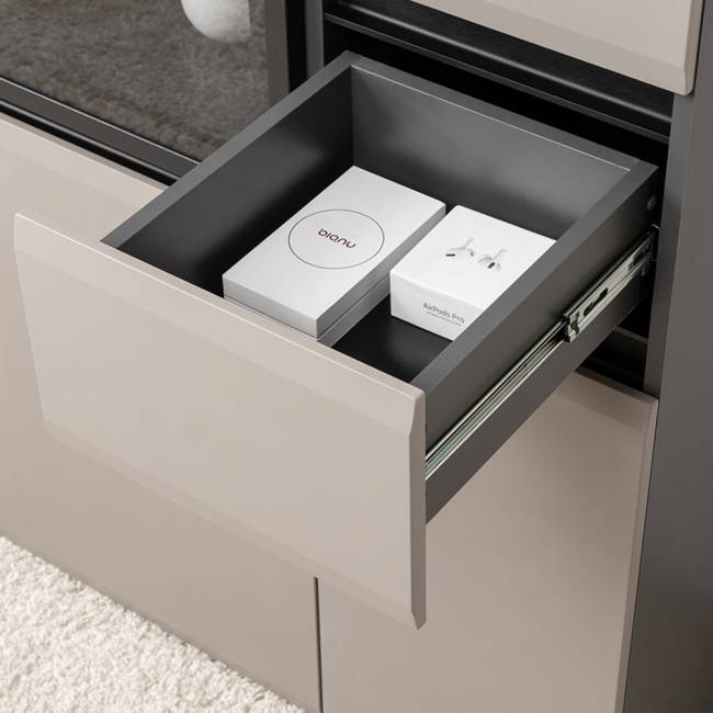 Шкаф с ящиком Сидней 13.202 цвет антрацит/МДФ веллюто капучино Шкаф с ящиком Сидней 13.202 цвет антрацит/МДФ веллюто капучино