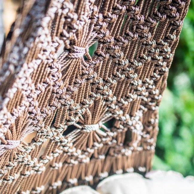 Подвесное плетеное кресло качели CARTAGENA (цвет светло-коричневый) с подушками (цвет бежевый) без каркаса Подвесное плетеное кресло качели CARTAGENA (цвет светло-коричневый) с подушками (цвет бежевый) без каркаса